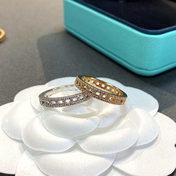 ティファニーアクセサリー角部分ディテール